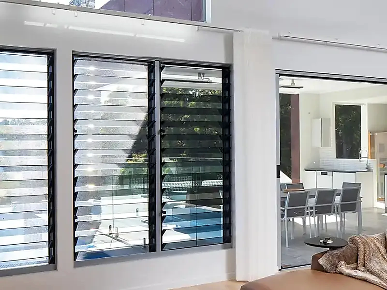 Cairns home fitted with Great Barriers security screens and external shading